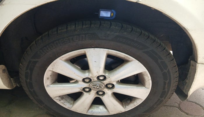 2012 Toyota Corolla Altis G DIESEL, Diesel, Manual, 1,22,777 km, tyre