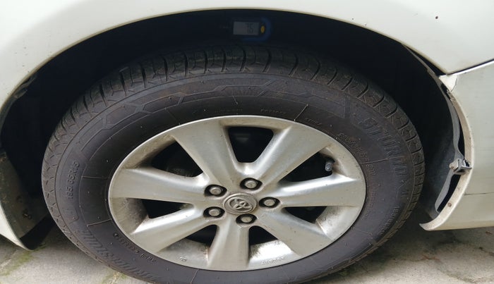 2012 Toyota Corolla Altis G DIESEL, Diesel, Manual, 1,22,777 km, tyre
