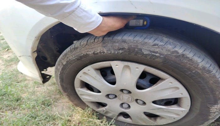 2017 Honda Amaze 1.2L I-VTEC S, Petrol, Manual, 77,201 km, tyre