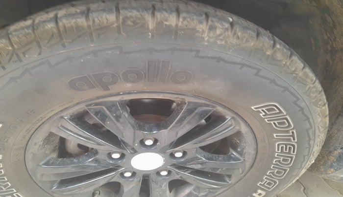 2013 Ssangyong Rexton RX7, Diesel, Automatic, 94,610 km, tyre