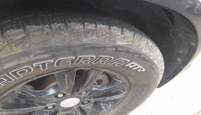 2013 Ssangyong Rexton RX7, Diesel, Automatic, 94,610 km, tyre