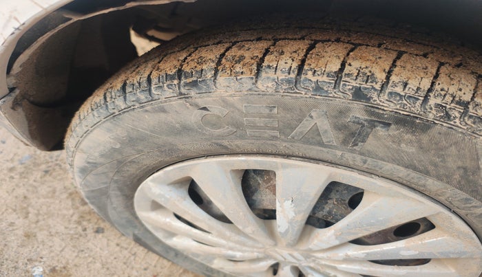 2015 Maruti Ritz LXI, Petrol, Manual, 54,525 km, tyre