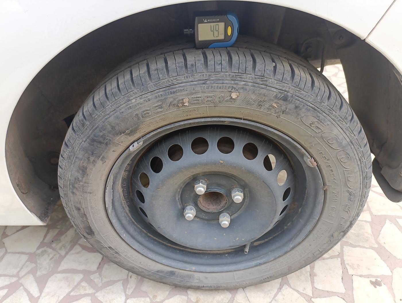 2015 Hyundai Grand i10 ASTA 1.2 KAPPA VTVT, Petrol, Manual, 25,958 km, tyre