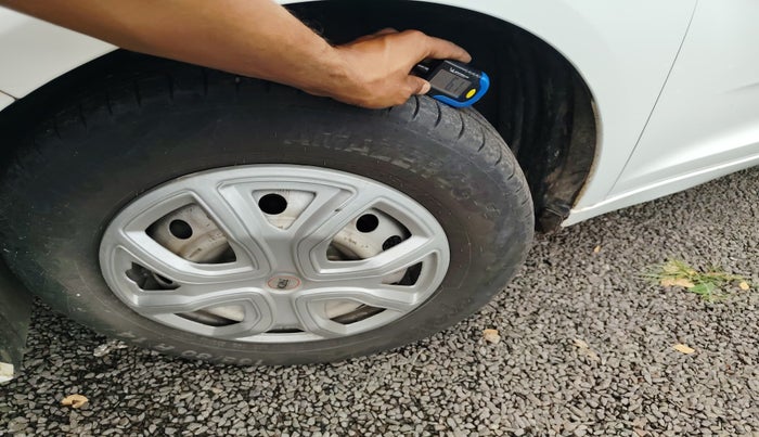 2021 Tata ALTROZ XE PETROL, Petrol, Manual, 71,444 km, tyre