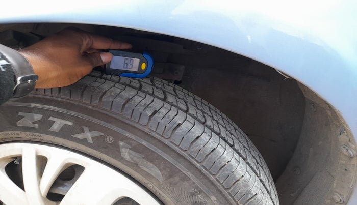 2016 Maruti Swift Dzire VXI, Petrol, Manual, 1,71,963 km, tyre