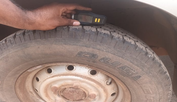 2012 Mahindra Scorpio LX, Diesel, Manual, 1,20,000 km, tyre
