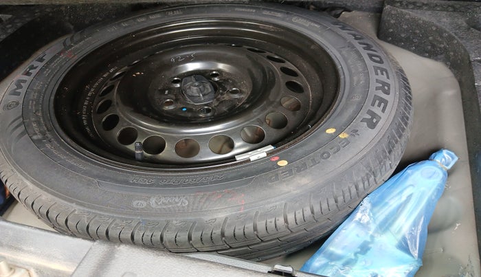 2022 Maruti BREZZA ZXI SMART HYBRID , Petrol, Manual, 70,172 km, tyre