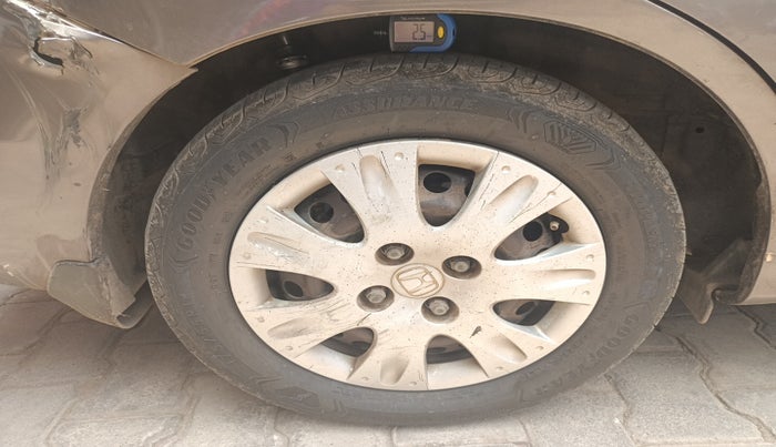 2016 Honda Amaze 1.2L I-VTEC S, Petrol, Manual, 86,366 km, tyre