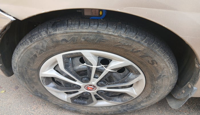 2010 Hyundai i10 ERA 1.1, Petrol, Manual, 23,997 km, tyre