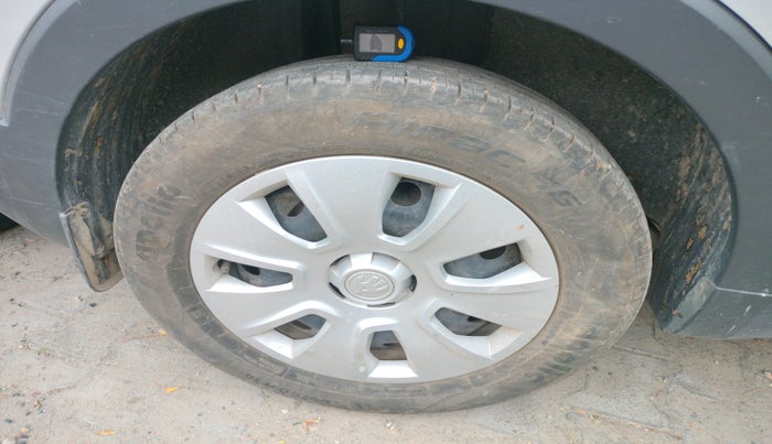 2022 Skoda KUSHAQ ACTIVE 1.0L TSI MT, Petrol, Manual, 17,418 km, tyre