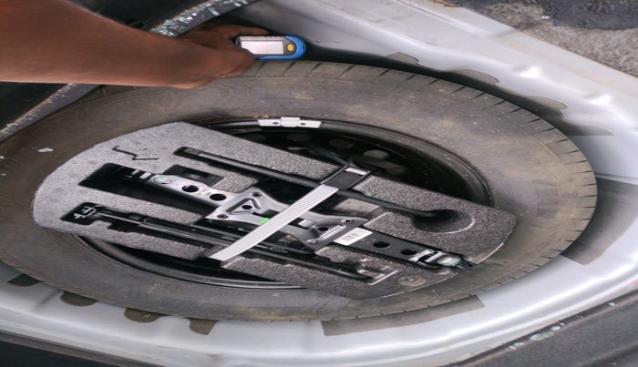 2022 Skoda KUSHAQ ACTIVE 1.0L TSI MT, Petrol, Manual, 17,418 km, tyre