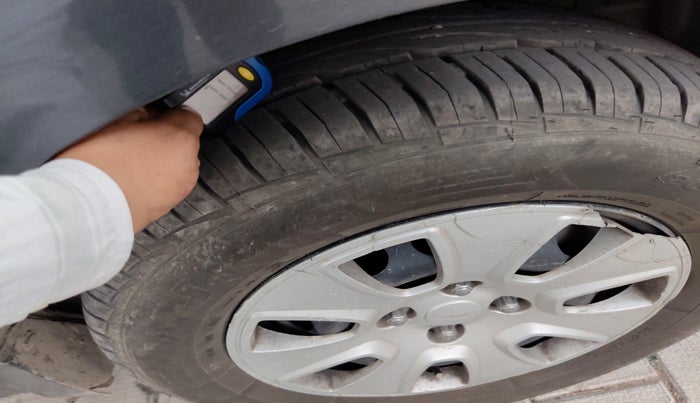 2019 Ford Ecosport TREND 1.5L DIESEL, Diesel, Manual, 1,61,170 km, tyre