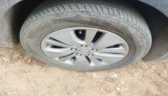 2016 Maruti S Cross ZETA 1.3, Diesel, Manual, 95,632 km, tyre