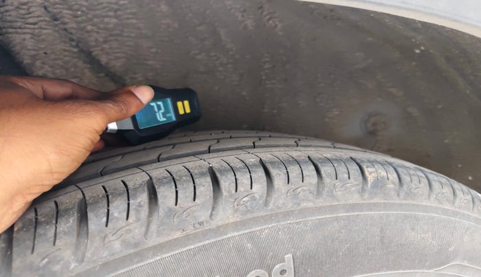 2024 Hyundai VENUE SX (O) 1.0 TURBO DCT, Petrol, Automatic, 15,544 km, tyre