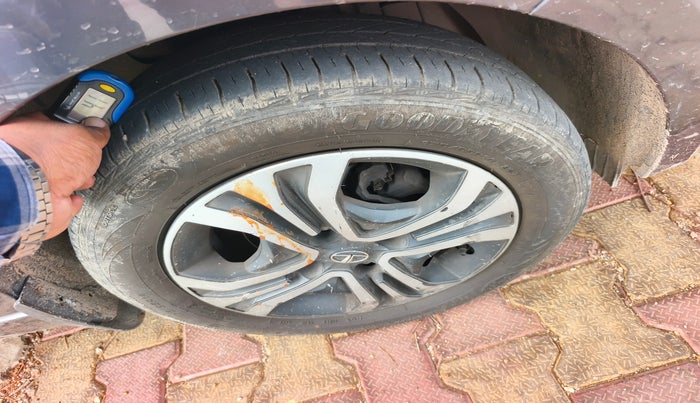 2022 Tata TIGOR XZ PLUS CNG, Petrol, Manual, 57,698 km, tyre