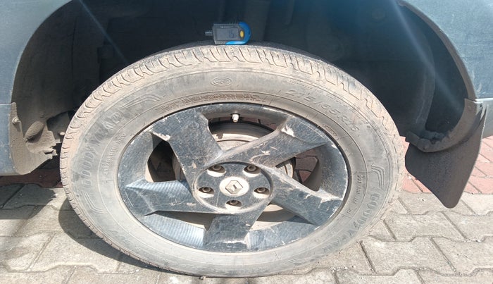 2013 Renault Duster 85 PS RXL DIESEL, Diesel, Manual, 92,020 km, tyre