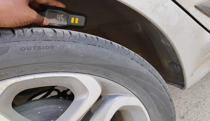 2020 Hyundai Elite i20 ASTA 1.2 (O), Petrol, Manual, 77,460 km, tyre