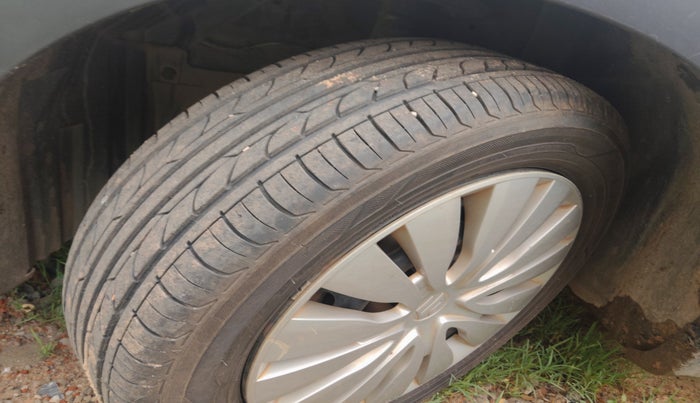 2016 Maruti S Cross DELTA 1.3, Diesel, Manual, 1,89,071 km, tyre