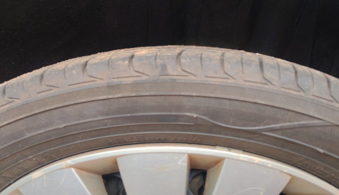 2016 Maruti S Cross DELTA 1.3, Diesel, Manual, 1,89,071 km, tyre