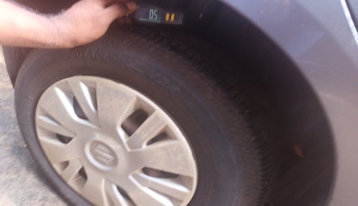 2013 Maruti Swift VDI, Diesel, Manual, 1,31,879 km, tyre