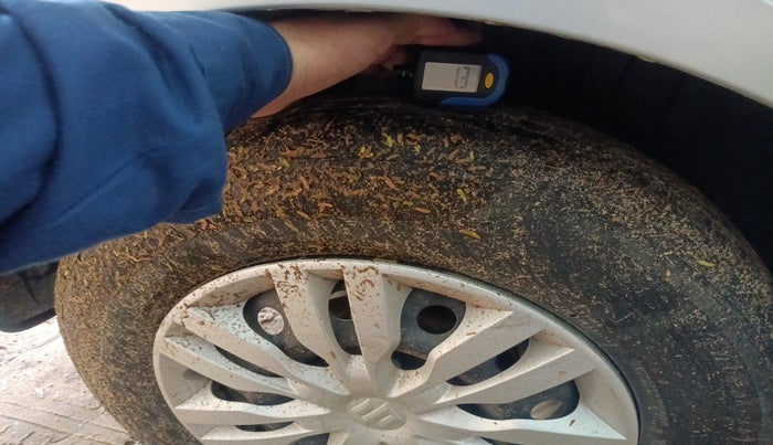 2018 Maruti Dzire VXI, Petrol, Manual, 24,314 km, tyre