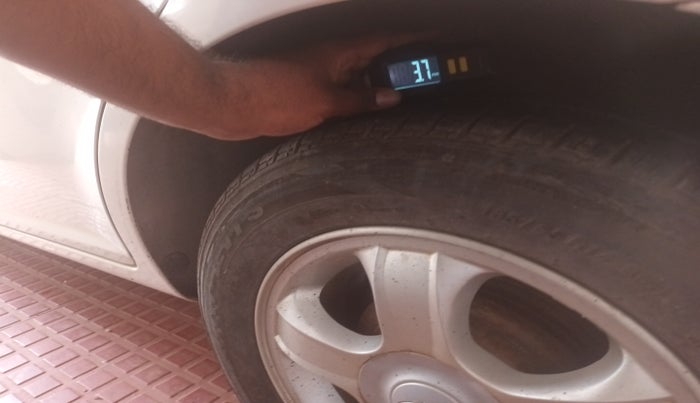 2007 Hyundai Verna XXI, Petrol, Manual, 88,653 km, tyre