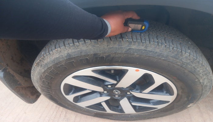 2021 Tata Harrier XZ PLUS 2.0L, Diesel, Manual, 75,572 km, tyre