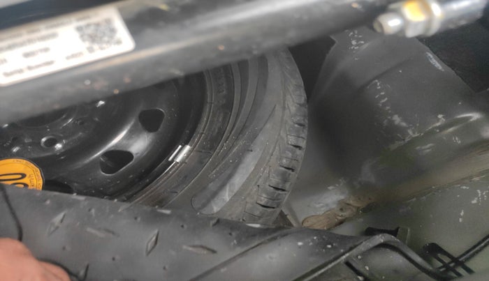 2022 Tata Tiago XT CNG, Petrol, Manual, 47,723 km, tyre