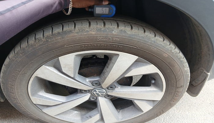 2024 Volkswagen TAIGUN TOPLINE 1.0 TSI MT, Petrol, Manual, 3,942 km, tyre