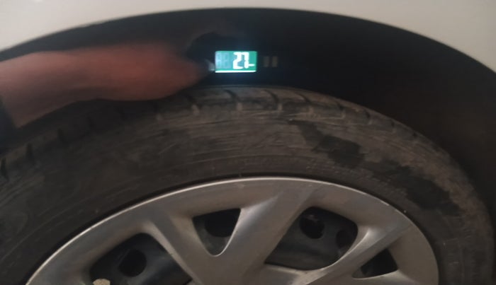2017 Hyundai Grand i10 SPORTZ 1.2 KAPPA VTVT, Petrol, Manual, 44,100 km, tyre