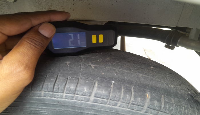 2012 Maruti Zen Estilo LXI, Petrol, Manual, 38,676 km, tyre