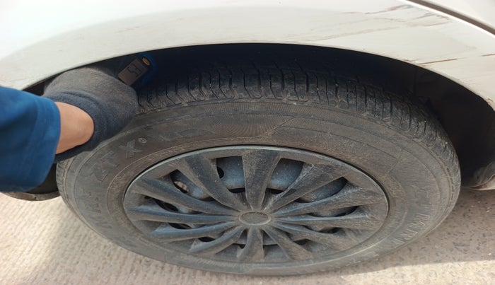 2010 Maruti Ritz VXI, Petrol, Manual, 50,500 km, tyre