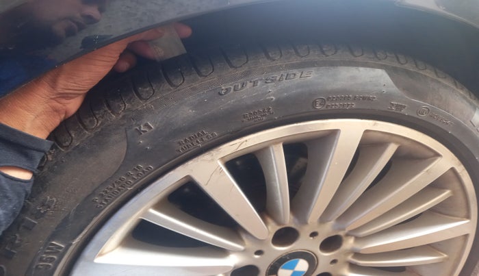 2015 BMW 3 Series 320D GT LUXURY LINE, Diesel, Automatic, 65,605 km, tyre