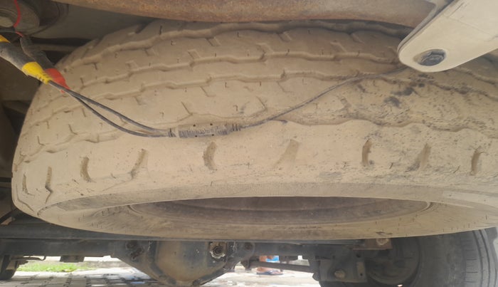 2012 Mahindra Scorpio SLE BS-III, Diesel, Manual, 1,68,706 km, tyre