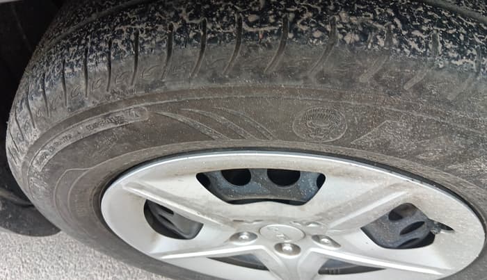 2021 KIA SELTOS HTE 1.5 PETROL, Petrol, Manual, 73,000 km, tyre