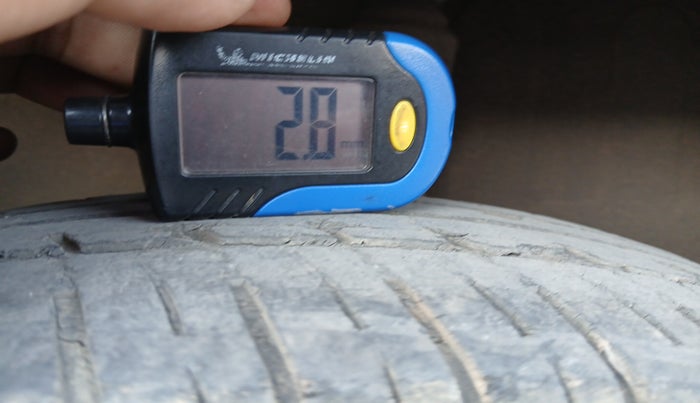 2016 Datsun Redi Go T (O), Petrol, Manual, 62,173 km, tyre