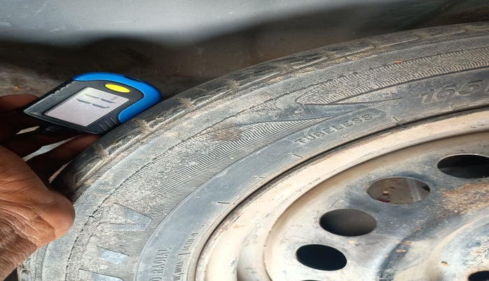 2015 Hyundai Grand i10 SPORTZ 1.1 CRDI, Diesel, Manual, 85,320 km, tyre