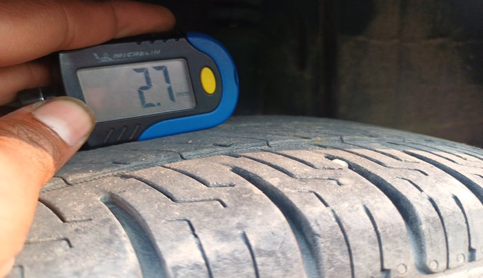 2020 Renault TRIBER RXZ AMT, Petrol, Automatic, 58,594 km, tyre