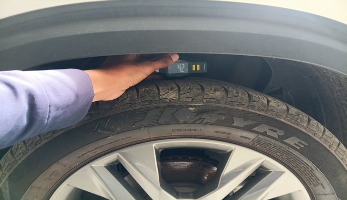 2022 KIA SELTOS HTX PETROL 1.5, Petrol, Manual, 18,099 km, tyre