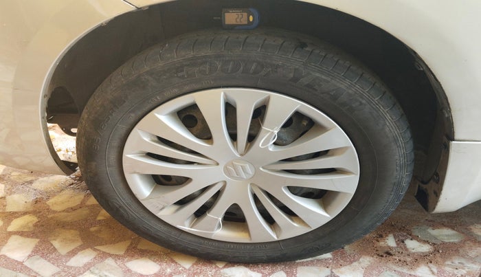 2015 Maruti Ertiga VDI ABS, Diesel, Manual, 2,06,847 km, tyre