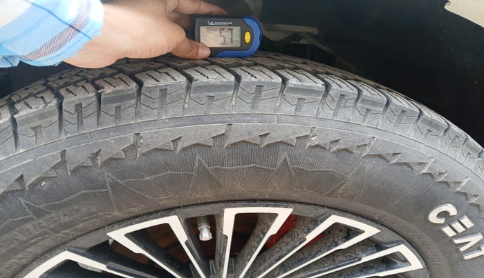 2018 Mahindra Scorpio S7, Diesel, Manual, 98,758 km, tyre