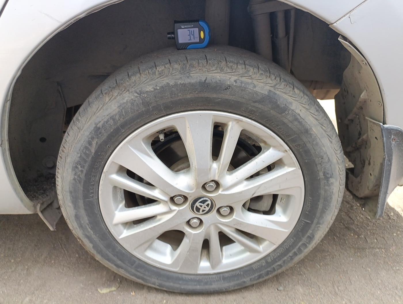 2019 Toyota YARIS V MT, Petrol, Manual, 58,901 km, tyre