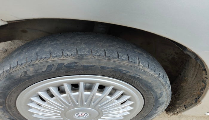 2015 Maruti Wagon R 1.0 LXI, Petrol, Manual, 97,161 km, tyre