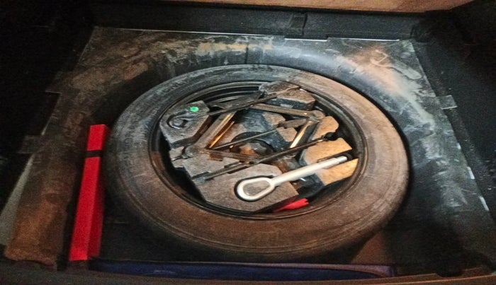 2020 MG ZS EV EXCLUSIVE, Electric, Automatic, 1,39,444 km, tyre