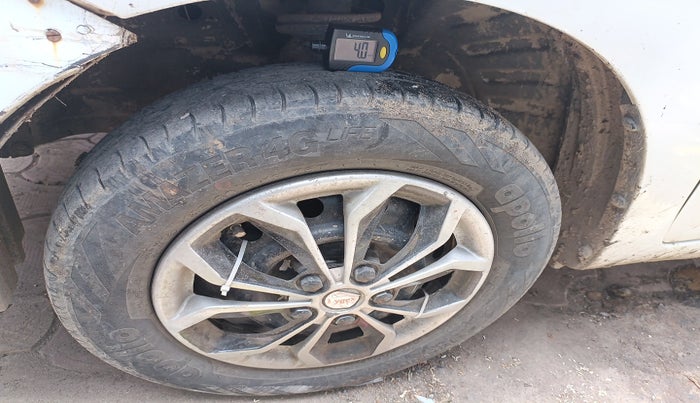 2013 Maruti Wagon R 1.0 LXI, Petrol, Manual, 60,631 km, tyre