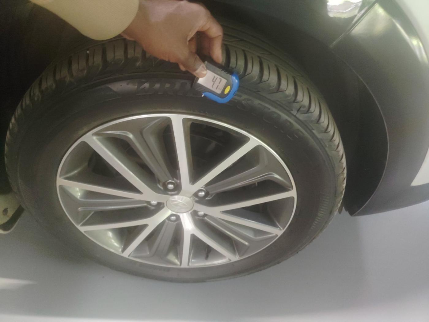 2017 Hyundai Tucson GLS 2WD AT DIESEL, Diesel, Automatic, 59,847 km, tyre