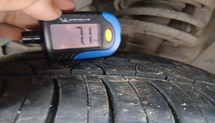 2017 Maruti Vitara Brezza ZDI PLUS DUAL TONE, Diesel, Manual, 73,840 km, tyre