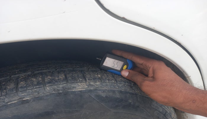 2014 Maruti Ertiga ZDI, Diesel, Manual, 1,97,528 km, tyre