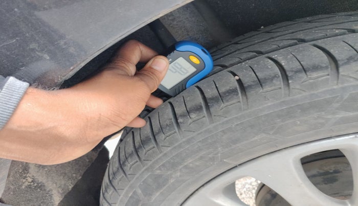 2017 Maruti Baleno ALPHA DIESEL 1.3, Diesel, Manual, 81,418 km, tyre