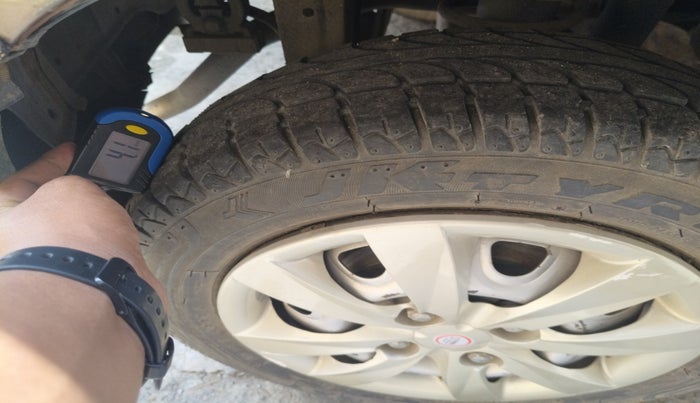 2010 Maruti Zen Estilo LXI, Petrol, Manual, 87,607 km, tyre